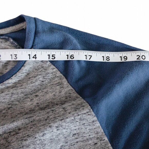 Old Navy Soft Washed Liberty U.S.A. Gray and Blue T-Shirt 3/4 Length Sleeves - Picture 6 of 9